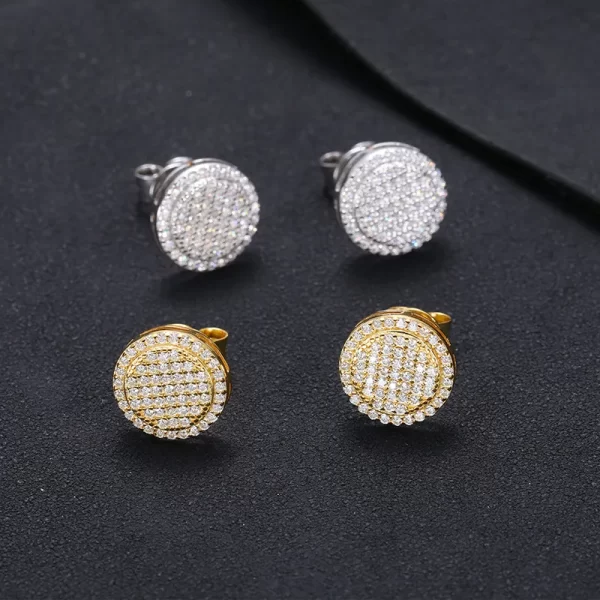 Add a touch of classic elegance with these 925S Moissanite Circle Stud Earrings. Measuring 12mm, these earrings feature stunning moissanite stones set in 925 sterling silver and coated in Yellow Gold. Perfect for formal occasions or elevating your everyday look, these studs offer unmatched brilliance and a timeless style that pairs perfectly with any Hip Hop collection.