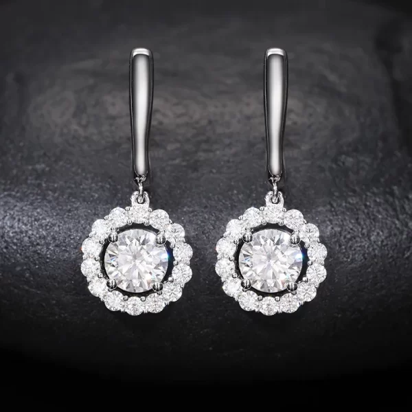 For a cooler, more modern look, the White Gold 925S Moissanite Cluster Hanging Earring - 11mm offers the same bold Hip Hop style in a refined White Gold finish. Crafted from 925 sterling silver, this earring features multiple hanging Moissanite stones that shine bright. Hypoallergenic and scratch-resistant, it¡¯s perfect for both everyday wear and special occasions, delivering a luxurious yet edgy statement piece that¡¯s sure to turn heads.