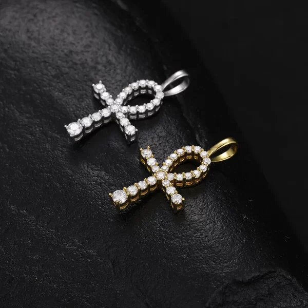 The White Gold 925SS Moissanite Ankh Cross Pendant represents ancient symbolism with modern style. With white gold and Moissanite stones, this hypoallergenic and waterproof pendant is perfect for expressing your love of Hip Hop while embracing timeless meaning.