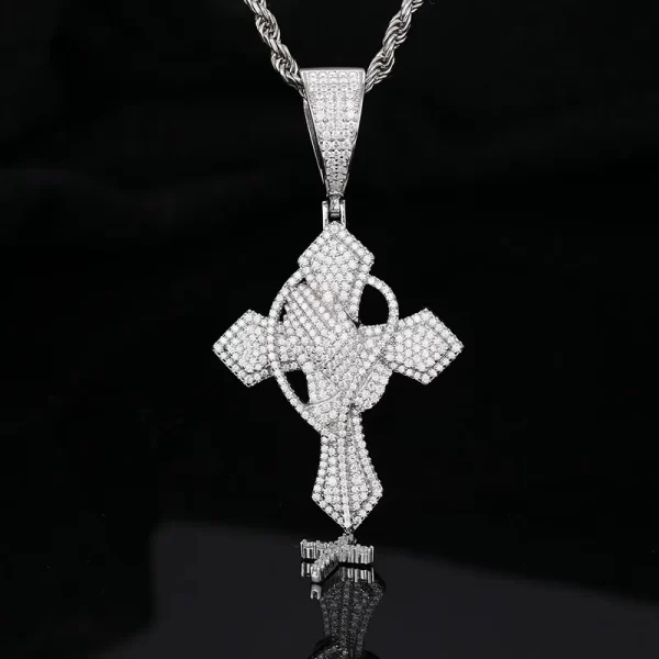 The White Gold 925SS Moissanite Praying Hands Cross Pendant offers a stylish blend of faith and luxury. Crafted with Moissanite stones and sterling silver, this hypoallergenic and waterproof piece is perfect for any occasion.