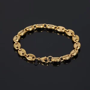 The Stainless Steel Mariner Link Bracelet in Yellow Gold - 5~11mm is the ultimate Hip Hop accessory for those who love both durability and style. This bracelet is crafted from durable stainless steel and features a sleek mariner link design. The Yellow Gold finish adds a touch of luxury, while the varying widths from 5mm to 11mm make it perfect for transitioning from casual to formal wear. Whether worn solo or layered, this bracelet ensures both versatility and a bold, modern look for any Hip Hop wardrobe.