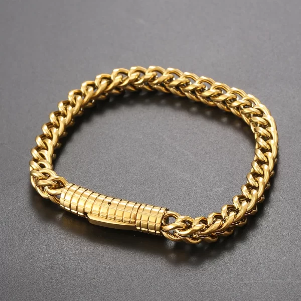 The Stainless Steel Rope Bracelet in Yellow Gold - 6mm offers a luxurious twist on a timeless design. This 6mm bracelet features a classic rope pattern, crafted from Stainless Steel with a Gold Plated finish for added elegance. Perfect for everyday wear or formal occasions, this bracelet is a versatile piece that adds a touch of sophistication to any look. Whether layered with other accessories or worn solo, this bracelet delivers both style and durability, making it a must-have for Hip Hop enthusiasts.