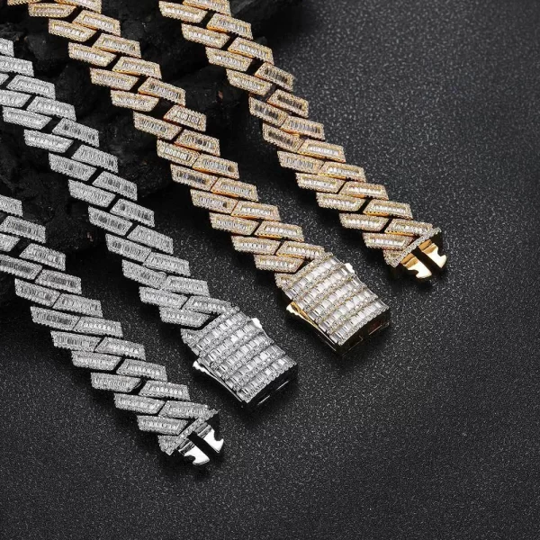 The Iced Diamond Miami Cuban Link Bracelet in White Gold - 18mm combines luxurious style with bold Hip Hop aesthetics. Featuring prong-set VVS Simulated Diamonds, this bracelet shines in any setting, while the White Gold finish ensures durability. Its 18mm width adds a bold touch, perfect for making a statement with your accessories.