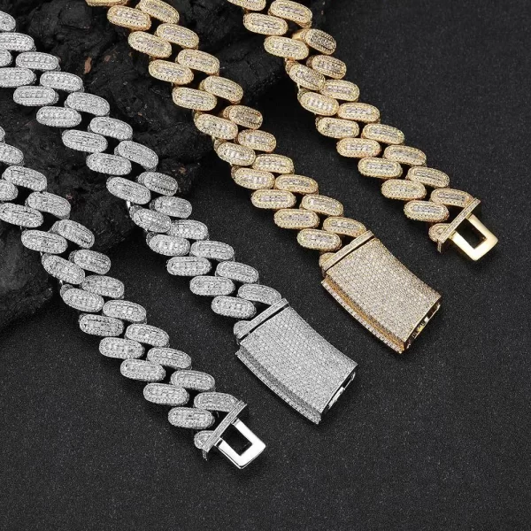 The Iced Square Diamond Miami Cuban Link Bracelet in White Gold - 18mm brings luxurious style and sparkle to any Hip Hop look. Featuring square-set VVS Simulated Diamonds, this 18mm wide bracelet ensures a commanding presence. The White Gold finish adds a refined touch, making it suitable for both everyday Hip Hop wear and special occasions.