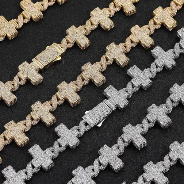 Elevate your accessory game with the Iced Cross 8-Shaped Link Chain in White Gold. Featuring VVS Simulated Diamonds set in a unique 8-shaped link design, this 17mm chain offers both elegance and modern style. The White Gold Plating gives the chain a sleek, polished finish that enhances the diamonds' brilliance. Whether you're looking to make a statement or add a refined touch to your everyday wear, this chain is the perfect choice for any occasion.