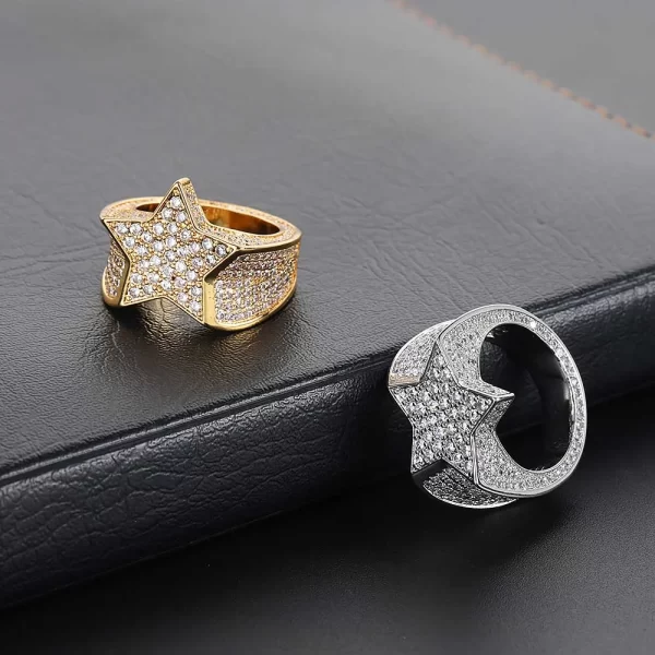 The Iced Star Diamond Ring in White Gold offers a celestial touch with its bold star-shaped design. Adorned with VVS Simulated Diamonds, this White Gold ring adds a cosmic twist to any outfit. It¡¯s the perfect accessory for Hip Hop fans who want to shine with starry brilliance.